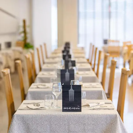 Poker Отель Риччоне