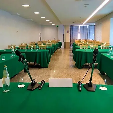 Poker Hotel 3*