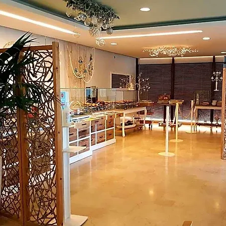 Poker Hotel