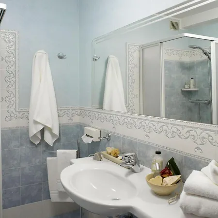 Poker Отель Риччоне